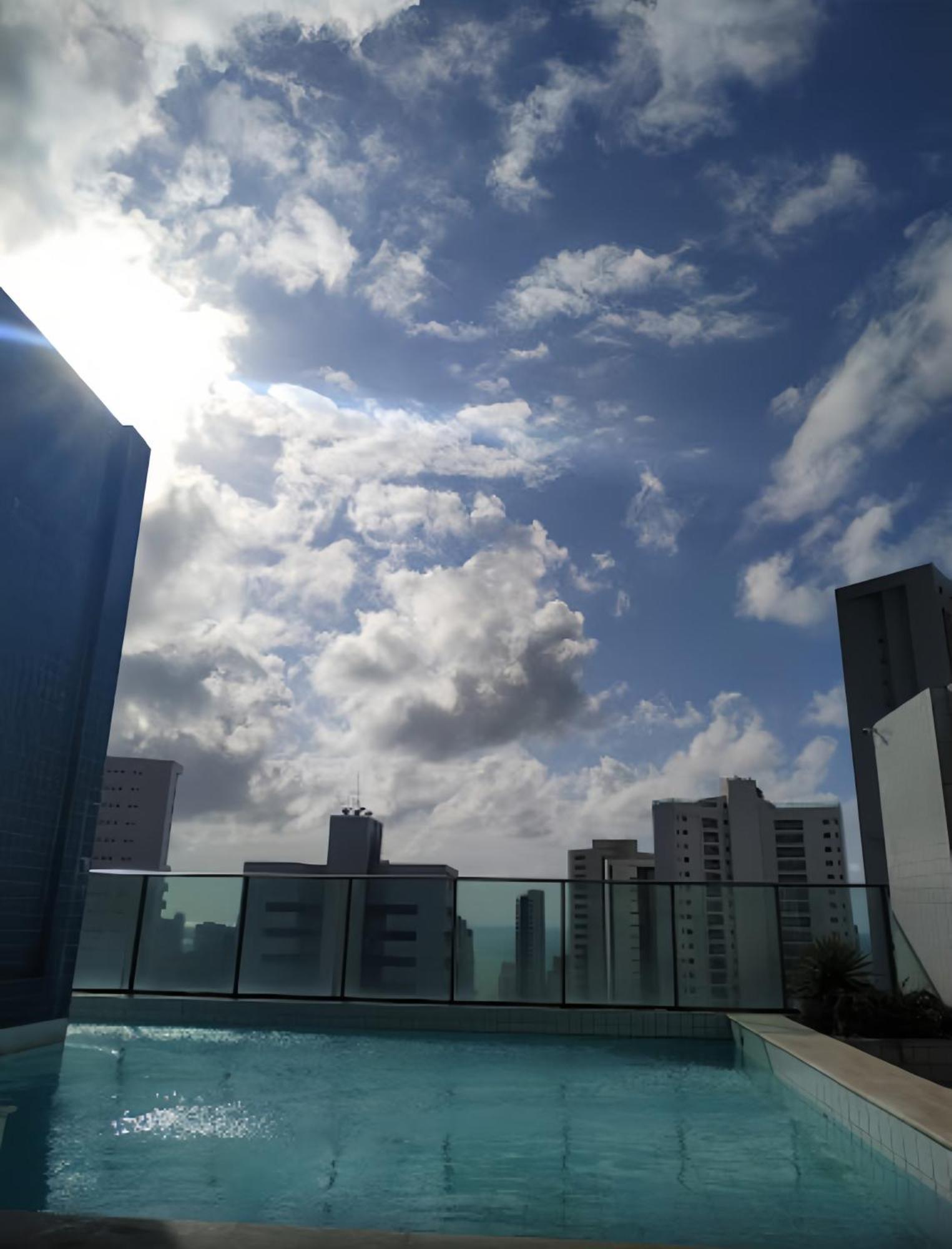 Flat Piscina No Rooftop Aluguel Temporada Em Ресифи Екстериор снимка